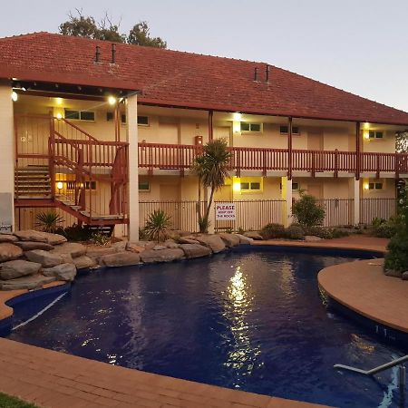 Vine Inn Barossa Нуриутпа Екстериор снимка